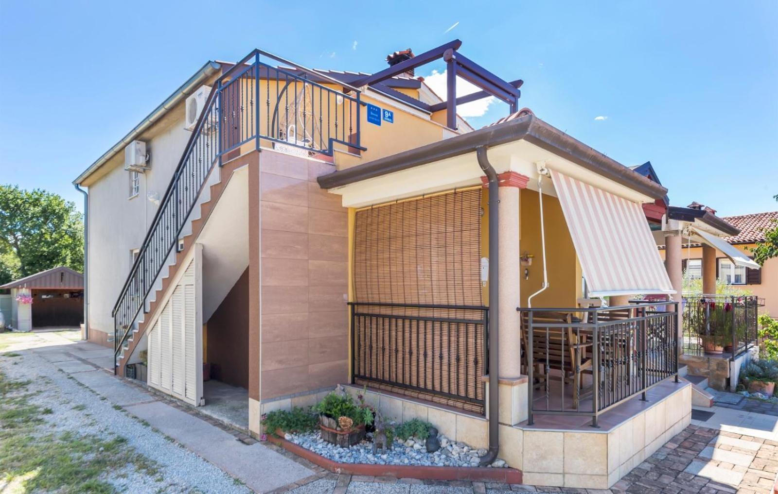 Ferienwohnung Magnavisum Kaštelir Exterior foto